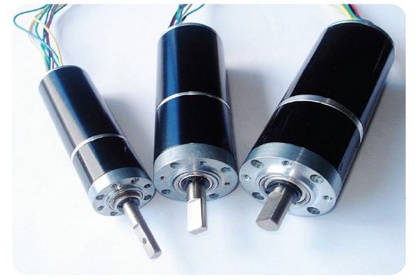 直流無(wú)刷電機(jī)更換需注意那些情況？